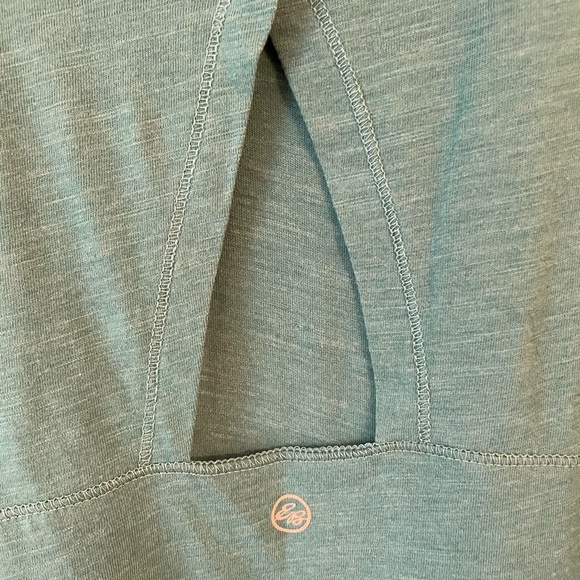 Eddie Bauer Short Sleeve T-Shirt Teal Blue Green Size Large - Picture 3 of 4